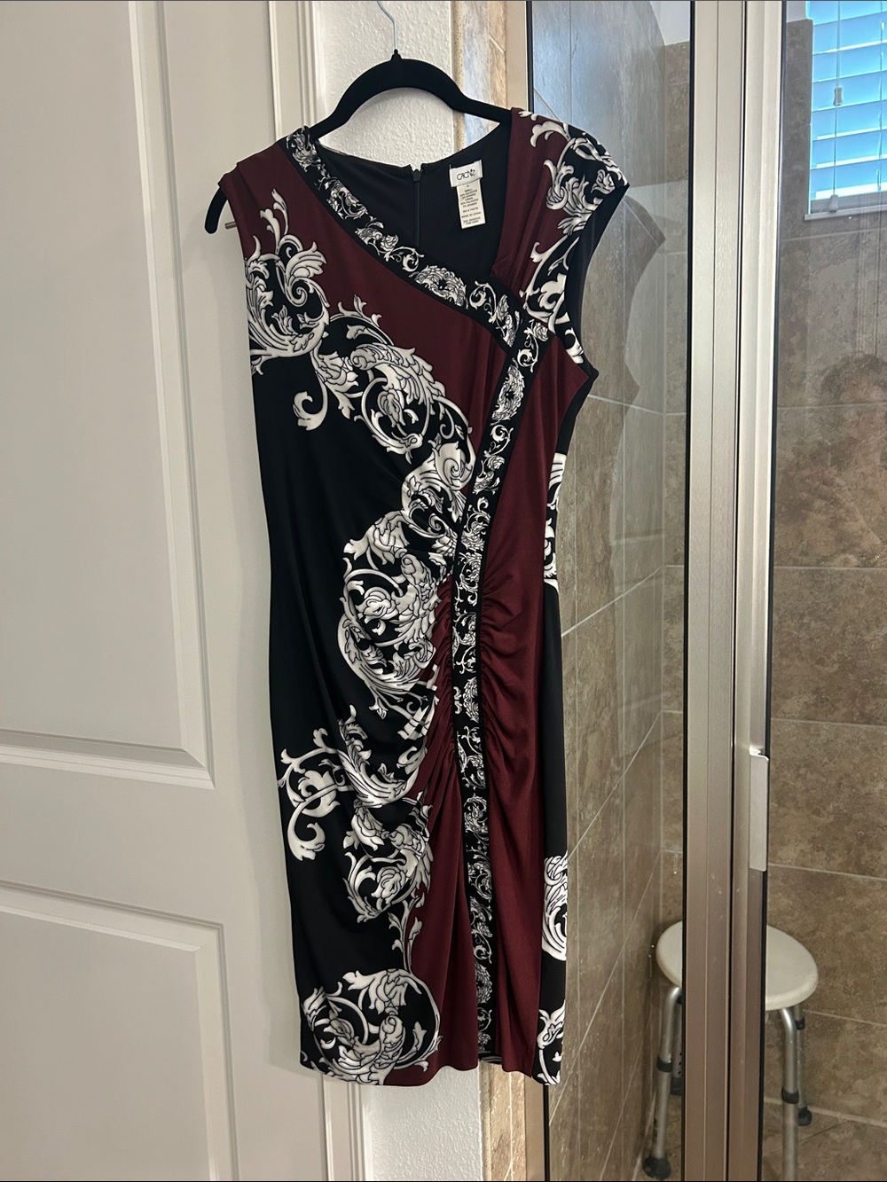 Cache Women's Black & Burgundy& white Printed Sheath Dress